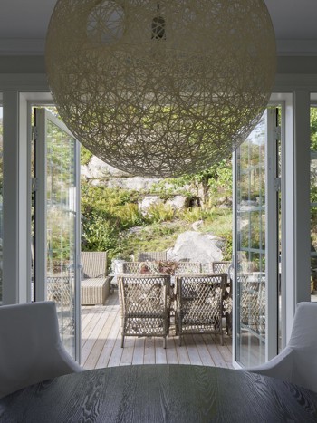 Lassemans nya villa är fylld med Elitfönster