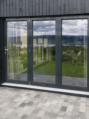 Elitfönster Vikdör utvändigt